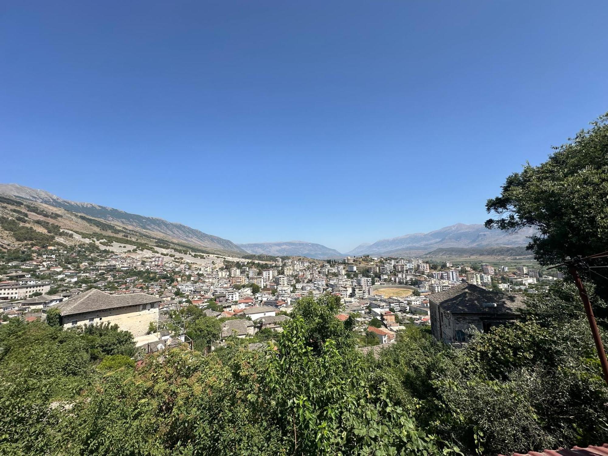 Grandpas House Gjirokastër Exterior foto